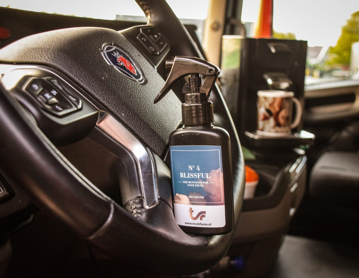 Blissfuls geur Truckfume aan scania stuur vrachtwagen