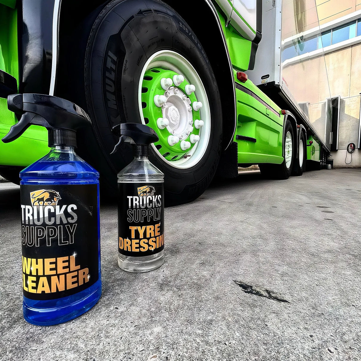 Wheel Cleaner en Bandenzwart voor Vrachtwagen na gebruik